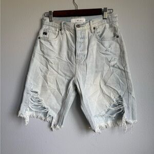 KanCan Lightwash Blue Bermuda Long Denim Shorts 100% Cotton Neutral Size Small